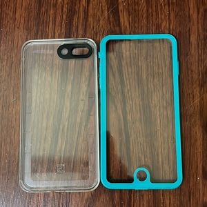 8+life proof case. clear blue color. slightly damaged from dropping on corner